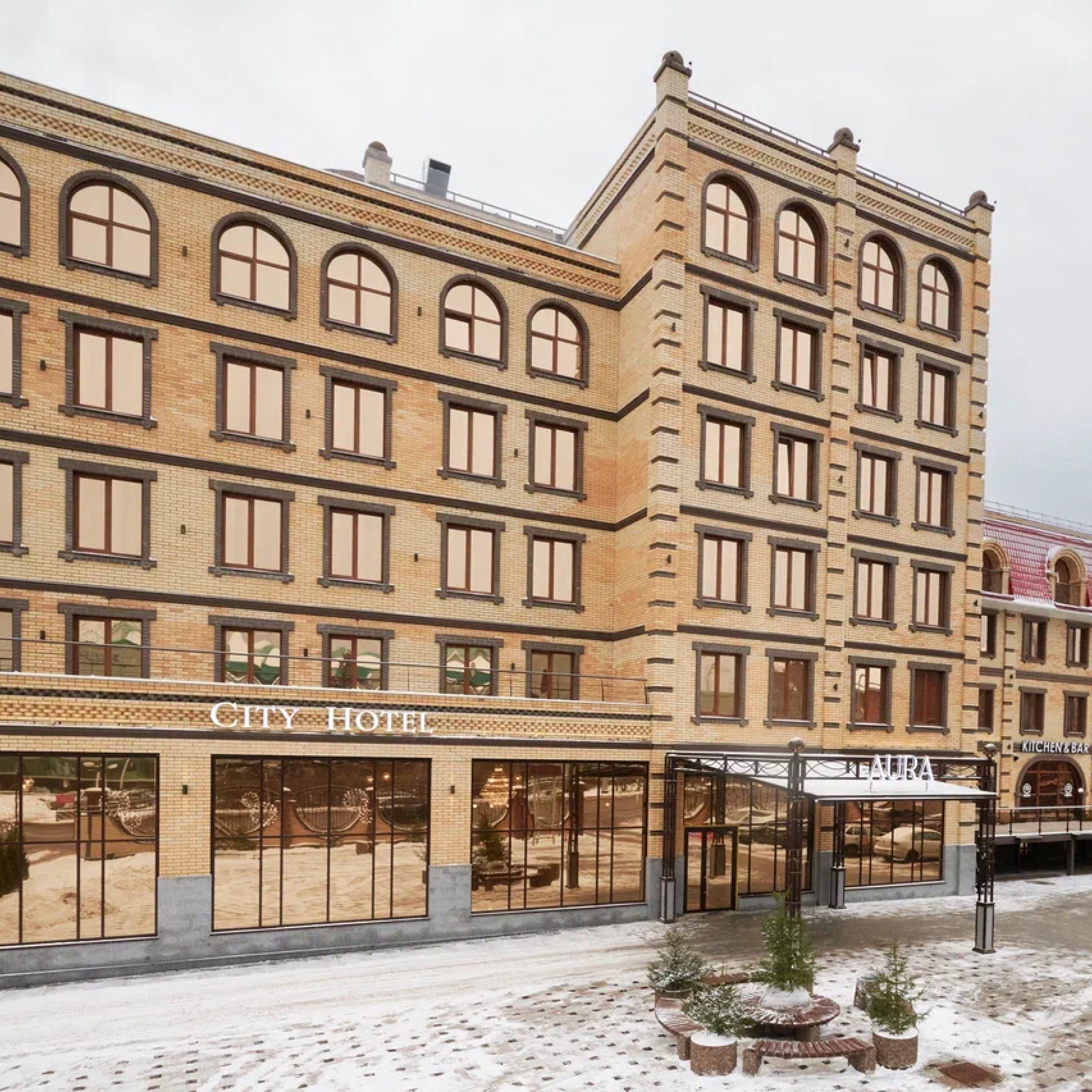 Фасад Aura City Hotel