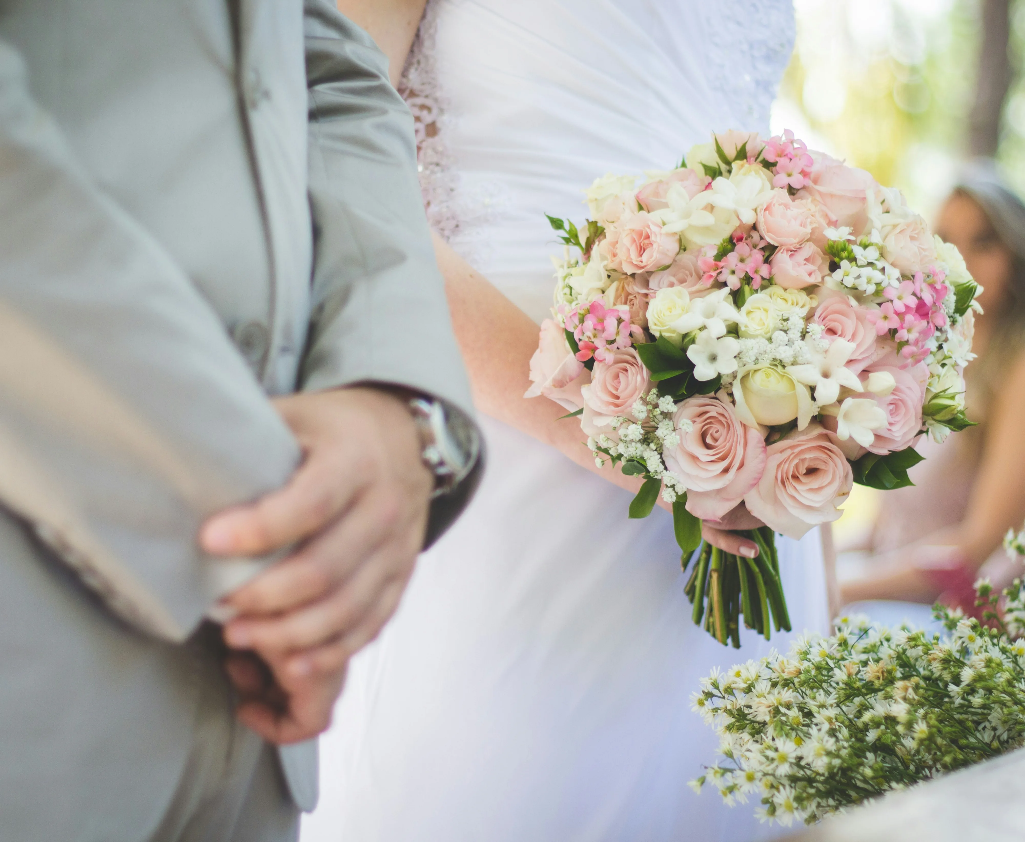 Свадебная церемония в Aura City Hotel